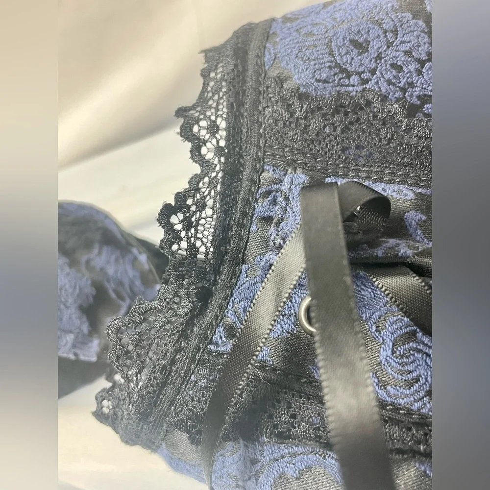 Vintage tripp 2x Victorian corset in blue and black vintage torrid plus size - Picture 7 of 10